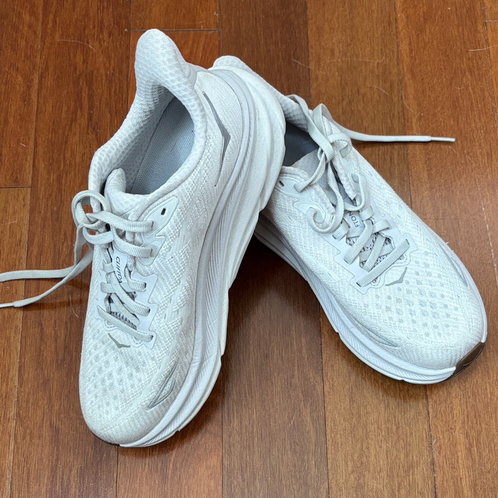 Women's Hoka Clifton 9